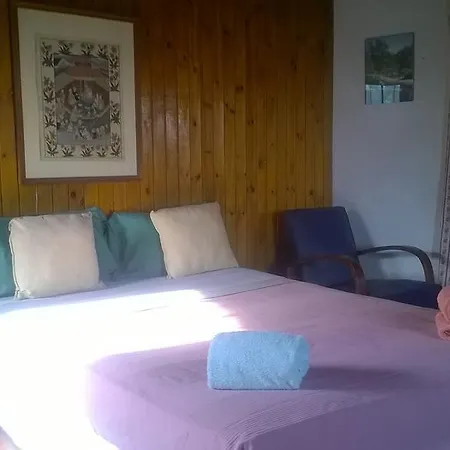 Salto Do Lobo Гостевой дом Ковильян