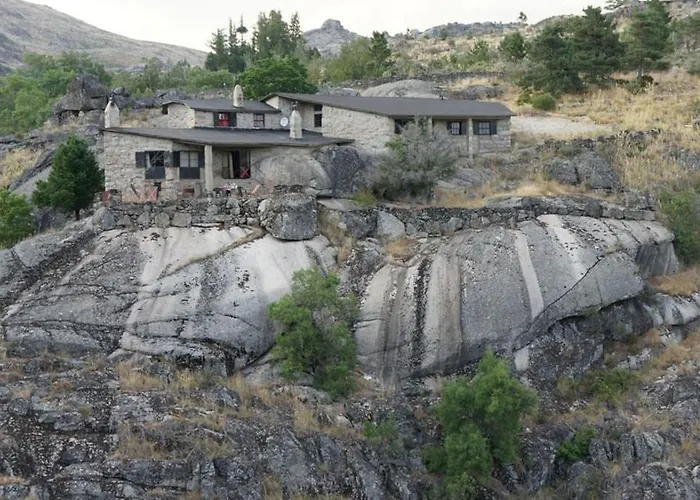 ゲストハウス Salto Do Lobo コビリャン